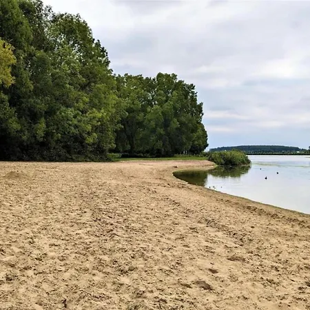 In By Beach, Cleaning Included * Simonshaven